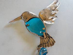 lot 7 image: Solar Hummingbird Chime...