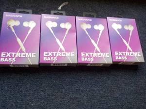 lot 12 image: 4 Magnavox Extreme Bass Ear Buds wi...