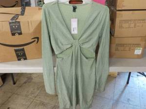 lot 26 image: 12 Dresses from a major retailer s...