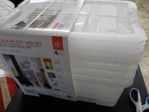 lot 35 image: Storage Set Plastic some lids have...