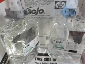 lot 42 image: 2 - 2 Liter Jugs GOJO Hand Cleanser...