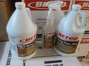 lot 46 image: 2 gallon Jugs BETCO Spray Foam Ultr...