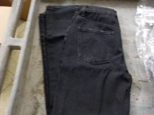 lot 247 image: 1 pair Free People Black size 26 je...