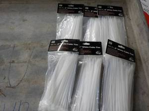 lot 260 image: 6 pkgs 100 pcs 8 White Cable Ties...
