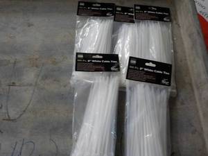 lot 261 image: 5 pkgs 100 pcs 8 White Cable Ties...