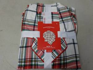lot 164 image: Wondershop Mens 2 pc Sleep Set siz...