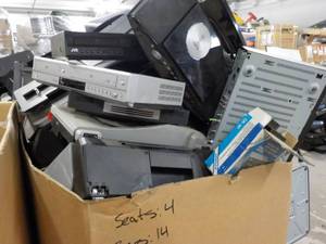 lot 309 image: Pallet of Misc. Electronics...