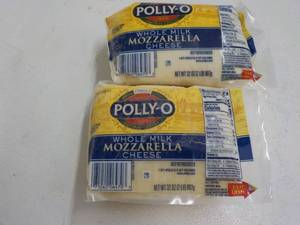 lot 340 image: 2 - 32 oz Pkgs Frozen Polly O Mozza...