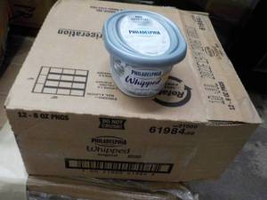 lot 349 image: 12 - 8 oz Tubs Philadephia Whipped ...