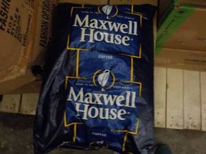 lot 367 image: 4 lb. Bag Maxwell House Bag of Whol...