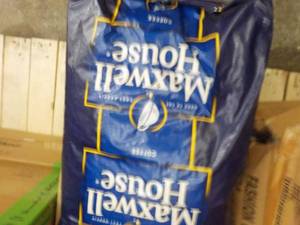 lot 368 image: 4 lb. Bag Maxwell House Bag of Whol...