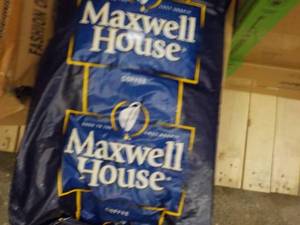 lot 370 image: 4 lb. Bag Maxwell House Bag of Whol...
