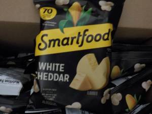 lot 372 image: Case of Smartfood White Cheddar Pop...