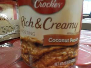 lot 393 image: 2 - 8 Packs Betty Crocker Coconut P...