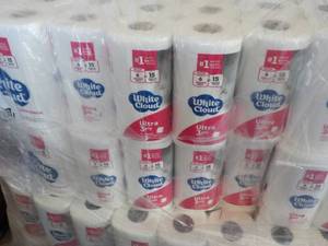 lot 421 image: Case of 48 Rolls White Cloud Ultra ...