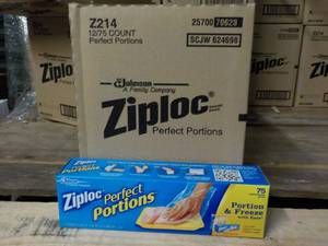 lot 439 image: Case of 12 - 75 Count Ziploc Perfec...