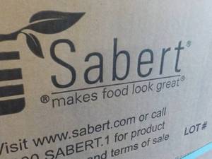 lot 443 image: Case of Sabert 300 Quesadilla Trays...