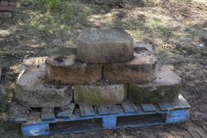 pallet of large retraining wall blocks