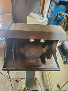 Rockwell 7 grinder w stand