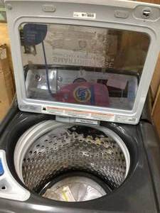 GE 5.2 cu. ft. High-Efficiency Smart Diamond Gray Top Load Washer with Smart Dispense and Sanitize with Oxi, Damaged and scratched  top missing knob needs repair