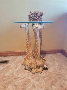 Funky Giraffe Side Table