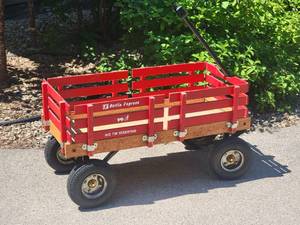 Berlin Express Red Wagon