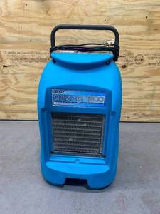 lot 17 image: DRIEAZ DRIZAIR 1200 Professional Dehumidifier
