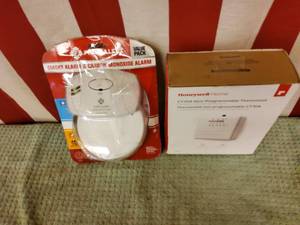 Smoke detector, carbon monoxide detector, and thermostat