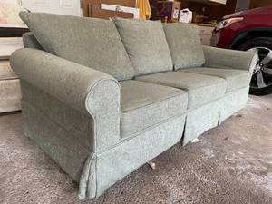 Hickory Springs Queen Sized Sofa Hide-A-Bed