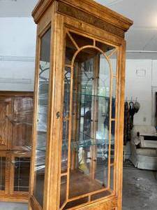 Lighted Display Cabinet with Three Glass Shelves