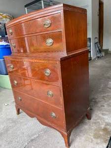 5 Drawer Vintage Dresser with Brass Drawer Pulls