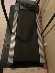 Pacemaster Gold Elite Treadmill Model 601 G 72975