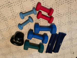 Assorted Hand Weights 2 to 8 Pounds