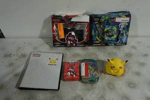 Assorted Pokemon Items - Urshifu and Inteleon Cards