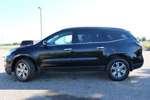 2017 Chevrolet Traverse LT - 2 OWNERS