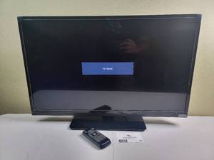 lot 61 image: 2014 VIZIO D320-B1 32-Inch 720p 60Hz LED TV- It Works