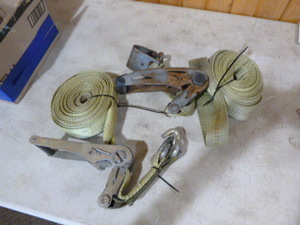 2 Large Ratchet Straps