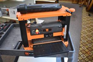 lot 1 image: Wood Thickness Planer