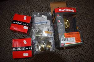 lot 42 image: Dead Bolt