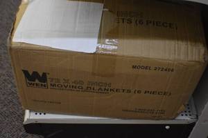 lot 47 image: Furniture Blankets