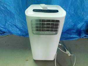 lot 12 image: Global portable air conditioner with remote 5000 BTU