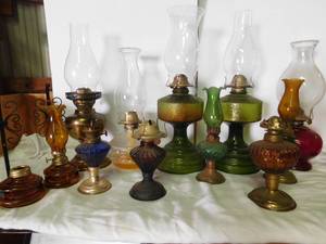 lot 98 image: 13 oil lamps