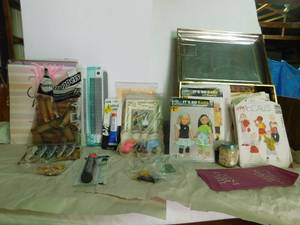 lot 108 image: Sewing stuff and more
