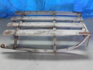 lot 130 image: Vintage wooden sled