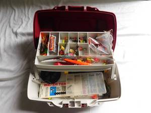lot 155 image: Tackle box of tackle