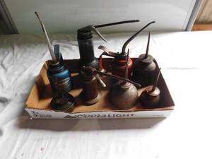 lot 159 image: 8 Oil cans