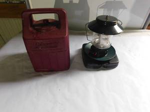 lot 164 image: coleman propane lantern w Case
