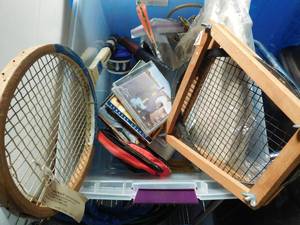 lot 190 image: Vintage tennis rackets, wire Garden cart, trask can, 2 totes, garden hoses and misc