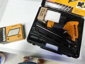 lot 196 image: Industrial Grade Finish nailer