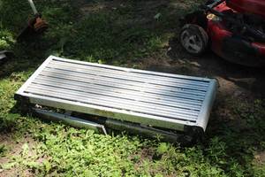 lot 34 image: Aluminum Work Platform